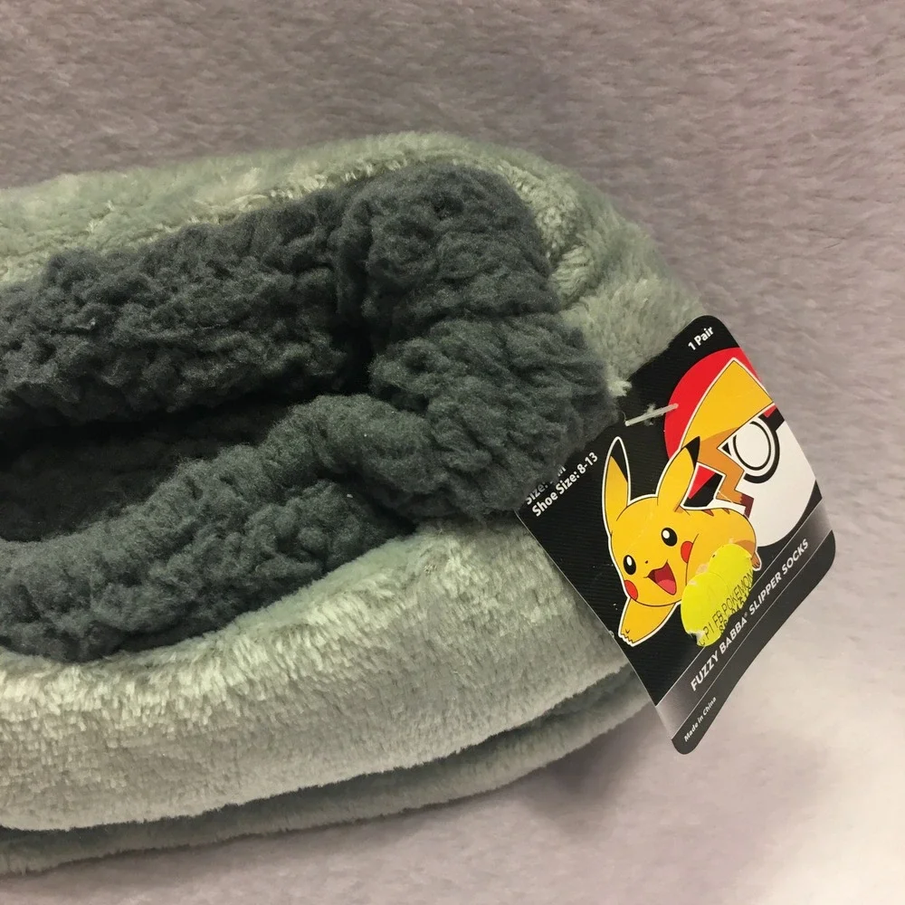 Pokemon Fuzzy Babba Slipper‎ Socks Kids 8-13 Gray New Pikachu Bulbasaur Squirtle